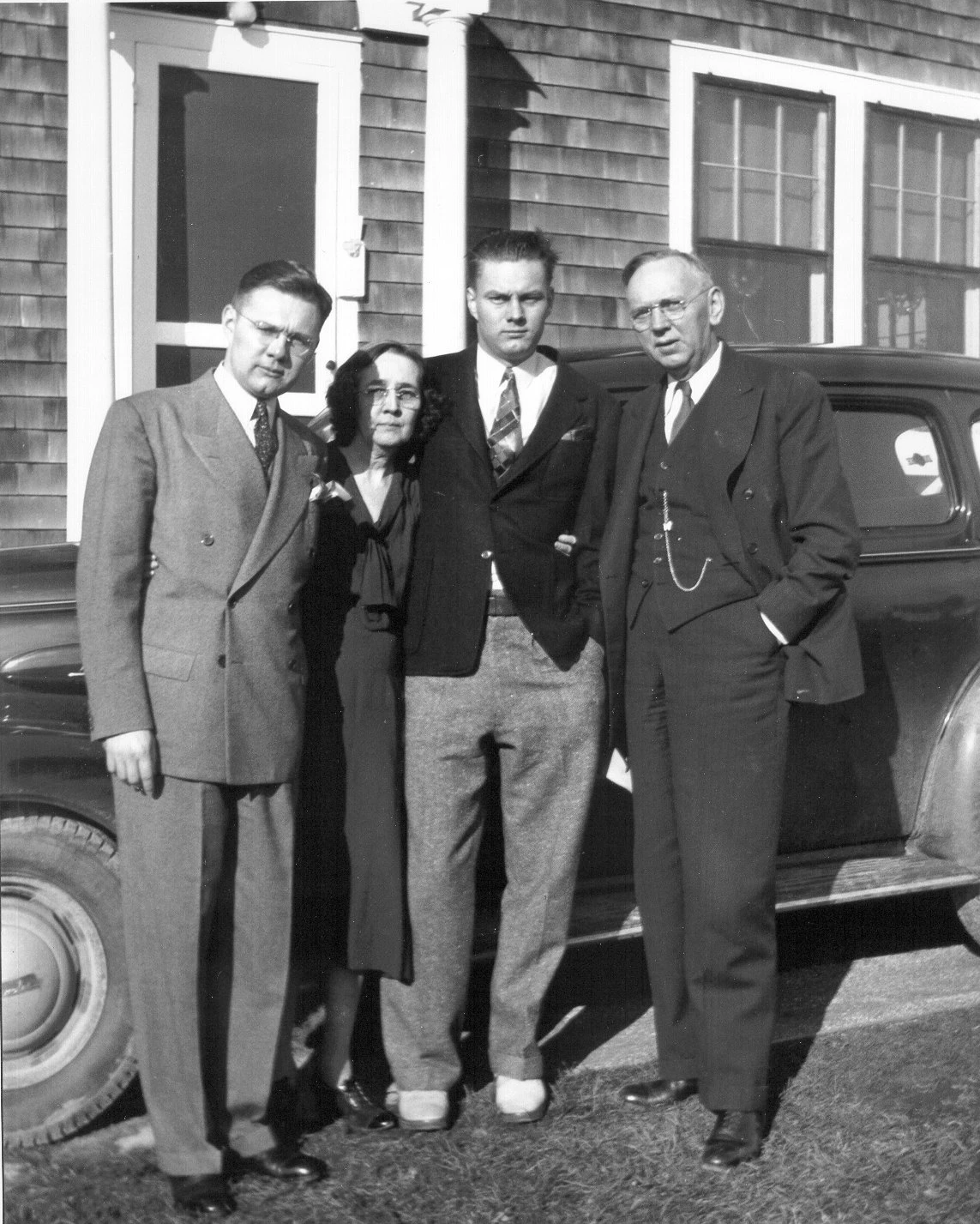 cayce-family-late-1930s